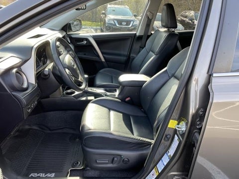 2015 Toyota RAV4 AWD 4dr Limited (Natl) in Oakdale, NY - SecuraCar