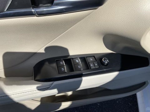 2019 Toyota Camry XLE Auto (Natl) in Oakdale, NY - SecuraCar
