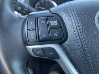 2019 Toyota Highlander LE Plus V6 AWD (Natl) in Oakdale, NY - SecuraCar