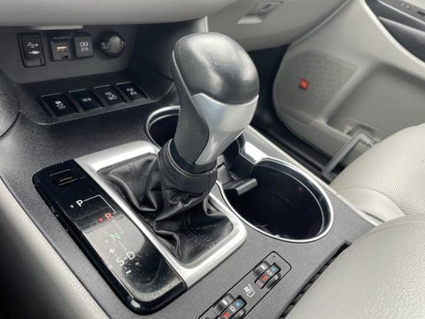 2019 Toyota Highlander Limited V6 AWD (Natl) in Oakdale, NY - SecuraCar
