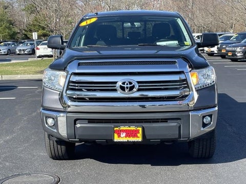 2017 Toyota Tundra 4WD SR5 Double Cab 6.5' Bed 5.7L (Natl) in Oakdale, NY - SecuraCar