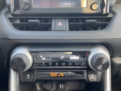 2019 Toyota RAV4 LE AWD (Natl) in Oakdale, NY - SecuraCar