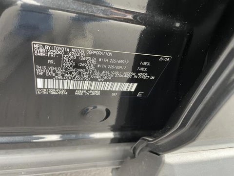 2018 Toyota RAV4 Hybrid XLE AWD (Natl) in Oakdale, NY - SecuraCar
