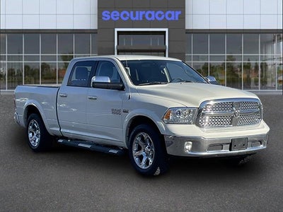 2016 RAM 1500 4WD Crew Cab 149 Laramie"