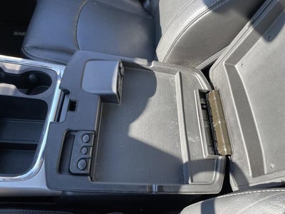 2016 RAM 1500 4WD Crew Cab 149 Laramie"