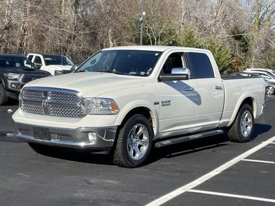 2016 RAM 1500 4WD Crew Cab 149 Laramie"