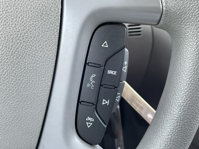 2017 Chevrolet Traverse FWD 4dr LS w/1LS