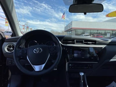 2019 Toyota Corolla SE CVT (Natl)