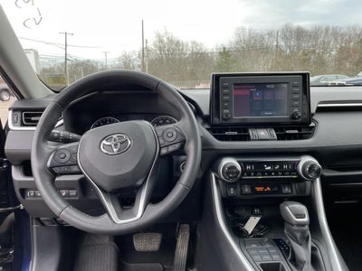 2019 Toyota RAV4 XLE Premium AWD (Natl)