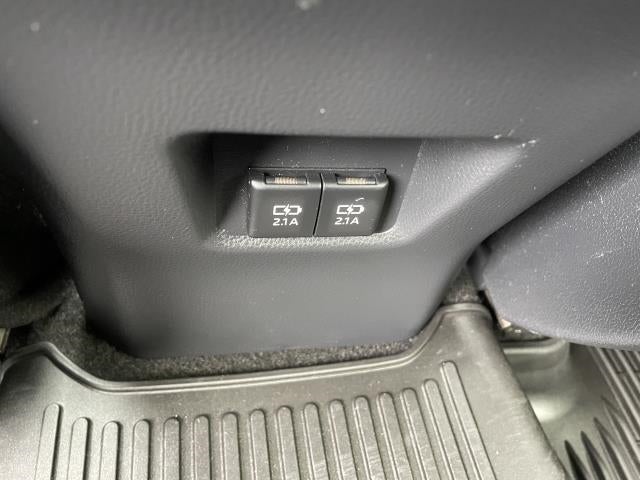 2019 Toyota RAV4 XLE Premium AWD (Natl)