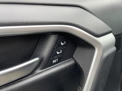 2019 Toyota RAV4 XLE Premium AWD (Natl)