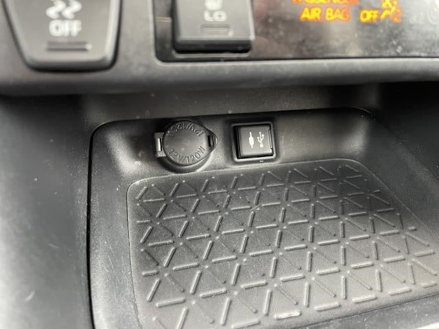 2019 Toyota RAV4 XLE Premium AWD (Natl)