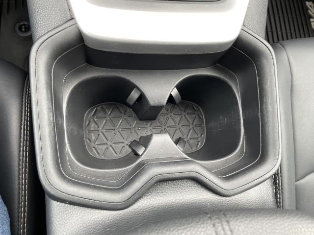 2019 Toyota RAV4 XLE Premium AWD (Natl)