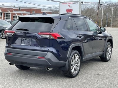 2019 Toyota RAV4 XLE Premium AWD (Natl)