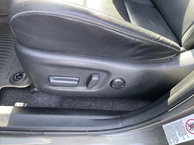 2015 Toyota RAV4 AWD 4dr Limited (Natl)