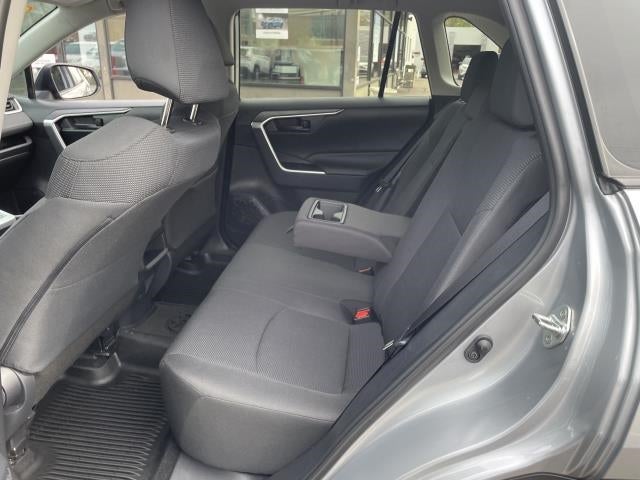 2019 Toyota RAV4 LE AWD (Natl)