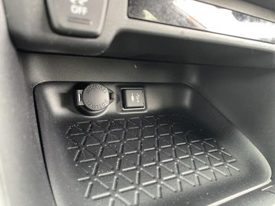 2019 Toyota RAV4 LE AWD (Natl)