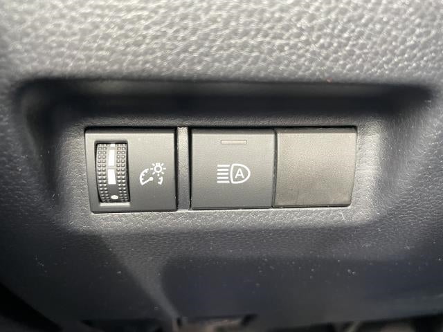 2019 Toyota RAV4 LE AWD (Natl)