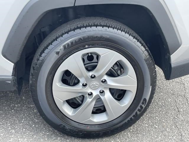 2019 Toyota RAV4 LE AWD (Natl)