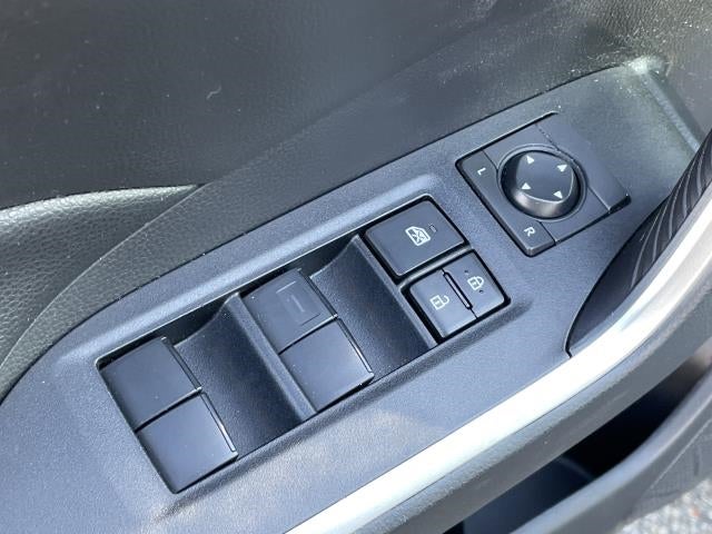 2019 Toyota RAV4 LE AWD (Natl)