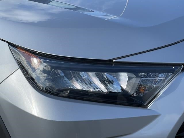 2019 Toyota RAV4 LE AWD (Natl)