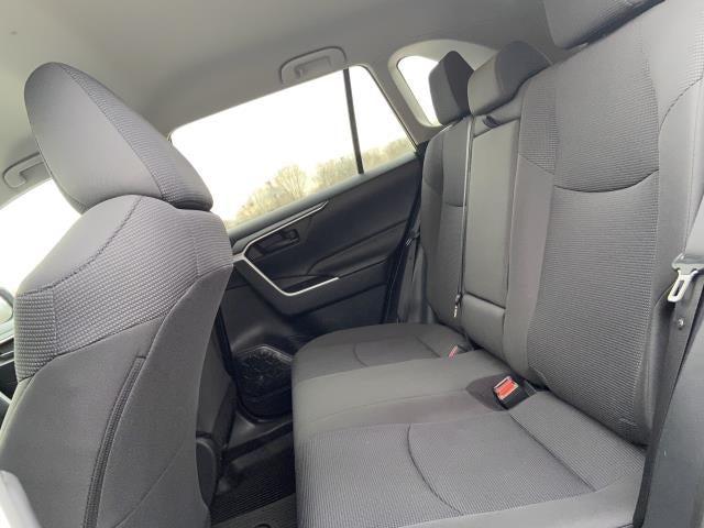 2019 Toyota RAV4 LE AWD (Natl)