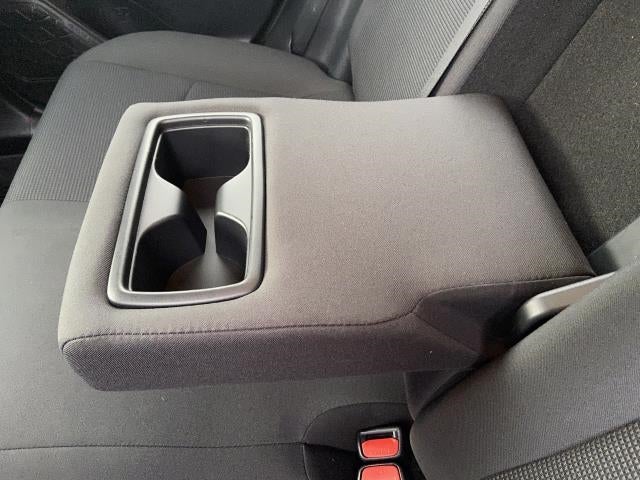 2019 Toyota RAV4 LE AWD (Natl)