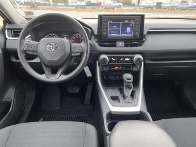 2019 Toyota RAV4 LE AWD (Natl)