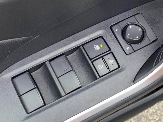 2019 Toyota RAV4 LE AWD (Natl)