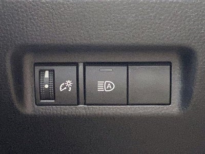 2019 Toyota RAV4 LE AWD (Natl)