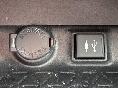 2019 Toyota RAV4 LE AWD (Natl)