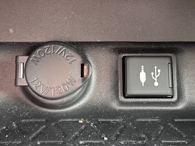 2019 Toyota RAV4 LE AWD (Natl)