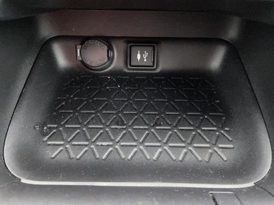 2019 Toyota RAV4 LE AWD (Natl)