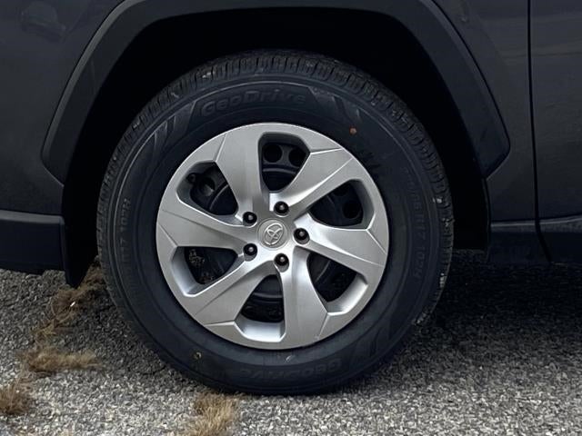 2019 Toyota RAV4 LE AWD (Natl)