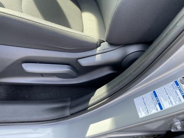 2021 Toyota RAV4 LE AWD (Natl)