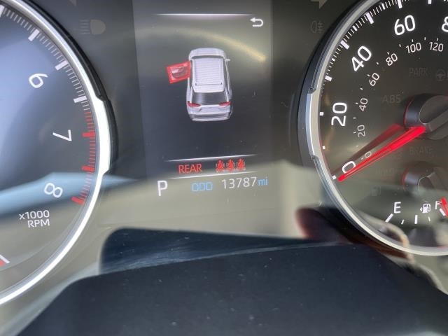 2021 Toyota RAV4 LE AWD (Natl)