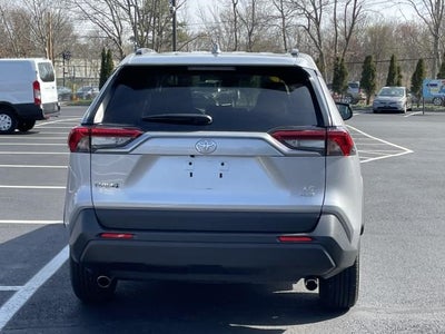 2021 Toyota RAV4 LE AWD (Natl)