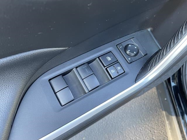 2019 Toyota RAV4 LE AWD (Natl)