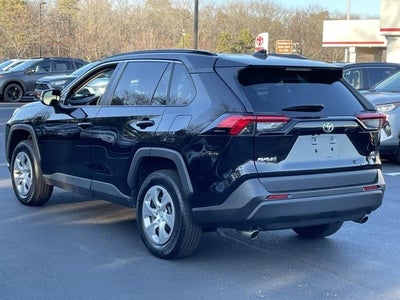 2019 Toyota RAV4 LE AWD (Natl)