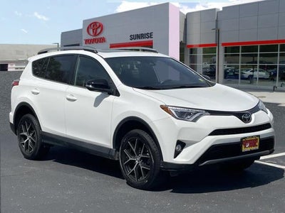 2018 Toyota RAV4 SE AWD (Natl)