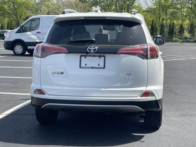 2018 Toyota RAV4 SE AWD (Natl)