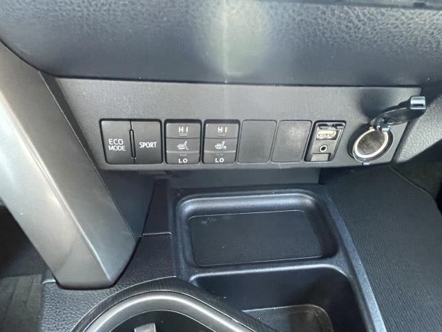 2016 Toyota RAV4 AWD 4dr SE (Natl)