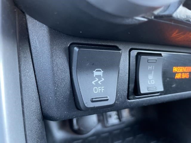 2019 Toyota RAV4 XLE AWD (Natl)