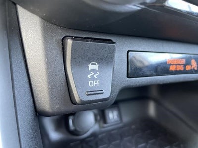 2019 Toyota RAV4 XLE AWD (Natl)