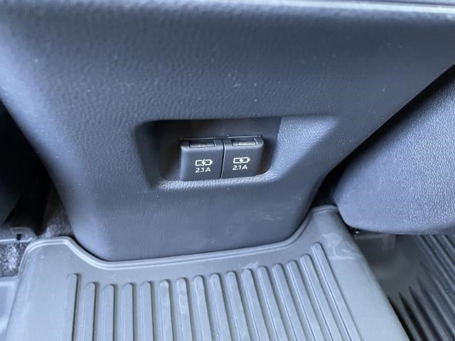 2020 Toyota RAV4 XLE AWD (Natl)