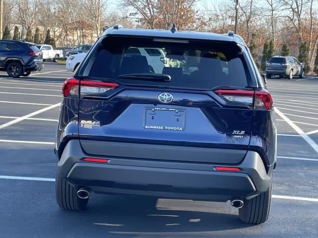 2020 Toyota RAV4 XLE AWD (Natl)