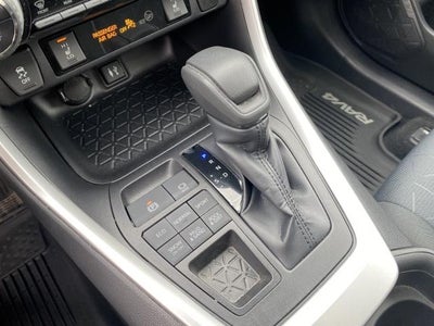 2019 Toyota RAV4 XLE AWD (Natl)