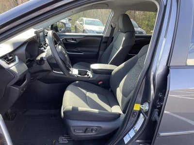 2021 Toyota RAV4 XLE AWD (Natl)