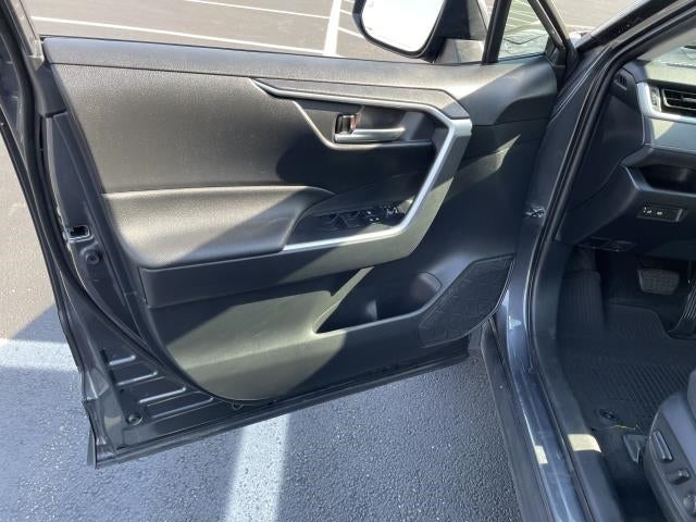 2021 Toyota RAV4 XLE AWD (Natl)