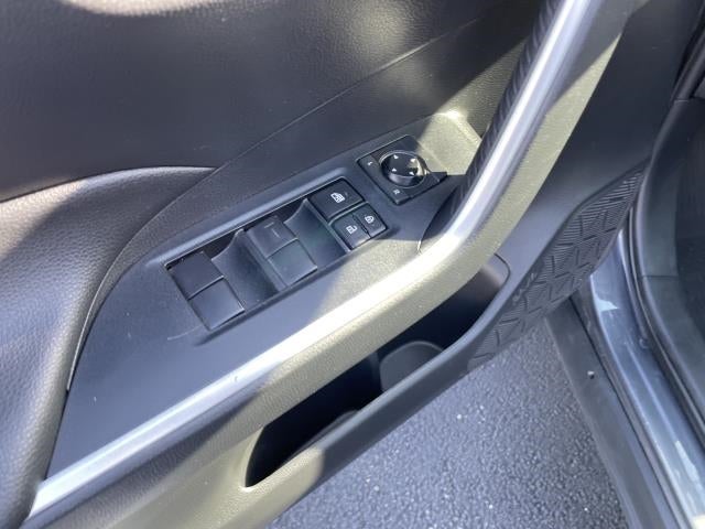 2021 Toyota RAV4 XLE AWD (Natl)